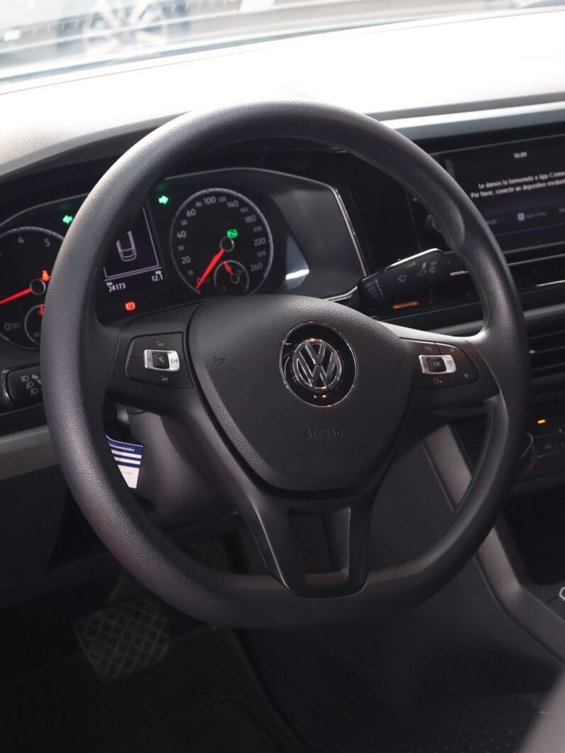 
								VOLKSWAGEN VIRTUS COMFORTLINE 1.6 AUT full									