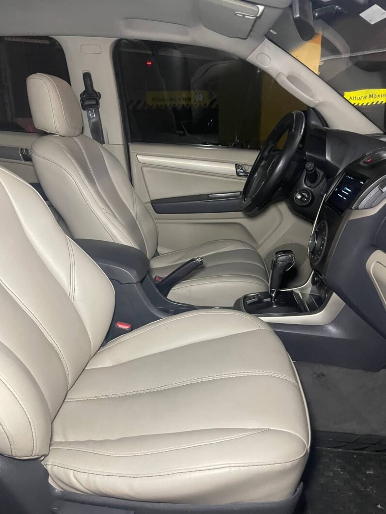 
								CHEVROLET TRAILBLAZER LTZ TP 2.8L 4X4 DIESEL full									