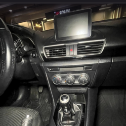 
										MAZDA 3 TOURING MT full									