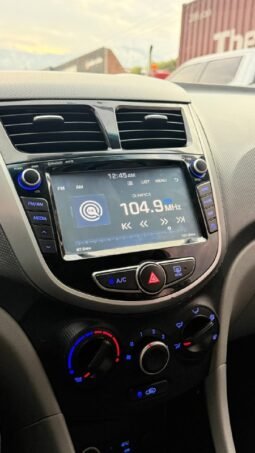 
										HYUNDAI ACCENT PREMIUM AT 1.6 SD full									