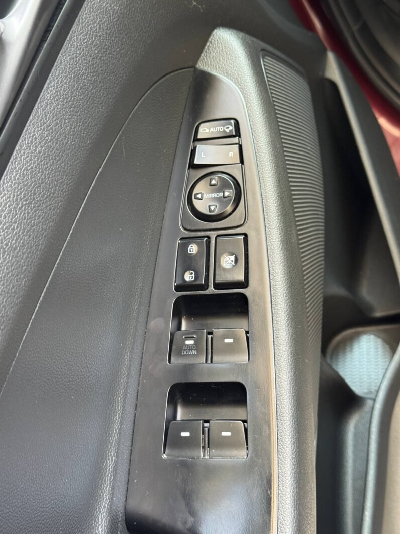
								HYUNDAI  NEW TUCSON 2.0 AT GASOLINA full									