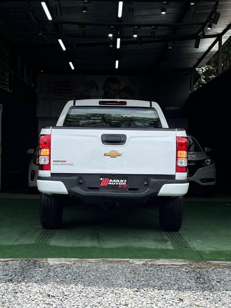 
								CHEVROLET COLORADO LT MT 4X4 2.8 DIESEL full									