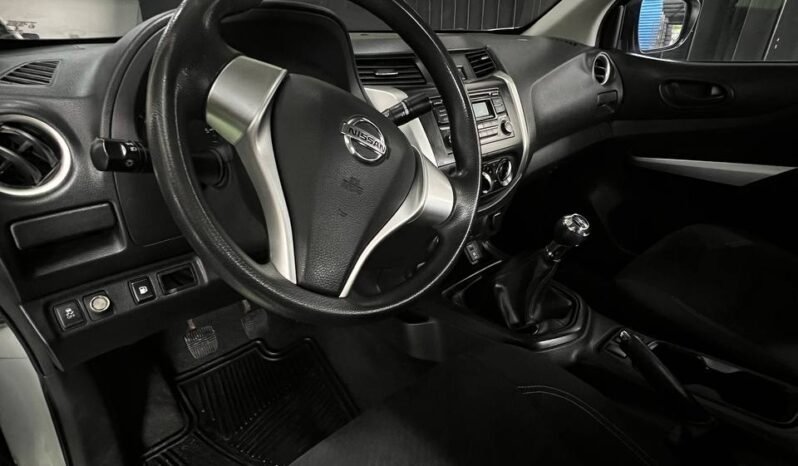 
								NISSAN FRONTIER NP300 2.5 DIESEL  MT 4X4 full									