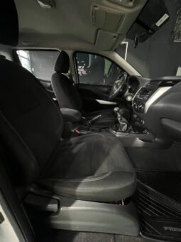 
										NISSAN FRONTIER NP300 2.5 DIESEL  MT 4X4 full									