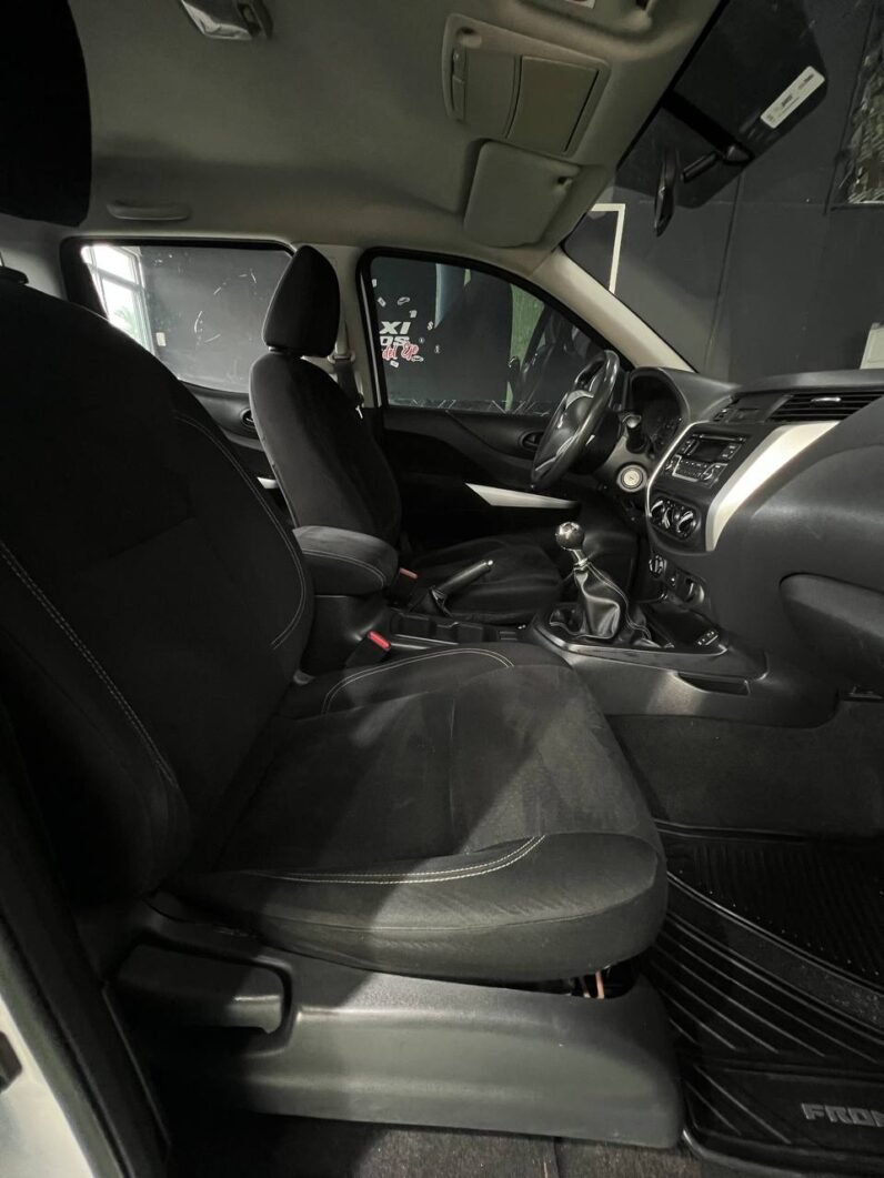 
								NISSAN FRONTIER NP300 2.5 DIESEL  MT 4X4 full									