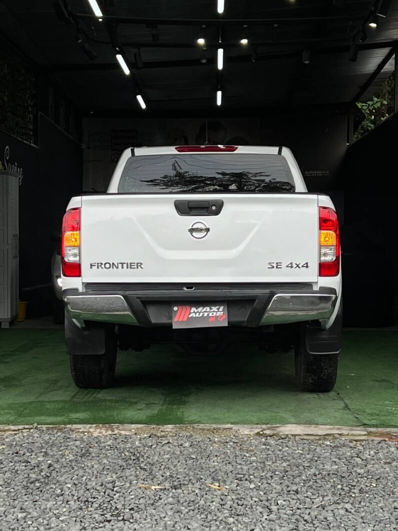 
								NISSAN FRONTIER NP300 2.5 DIESEL  MT 4X4 full									