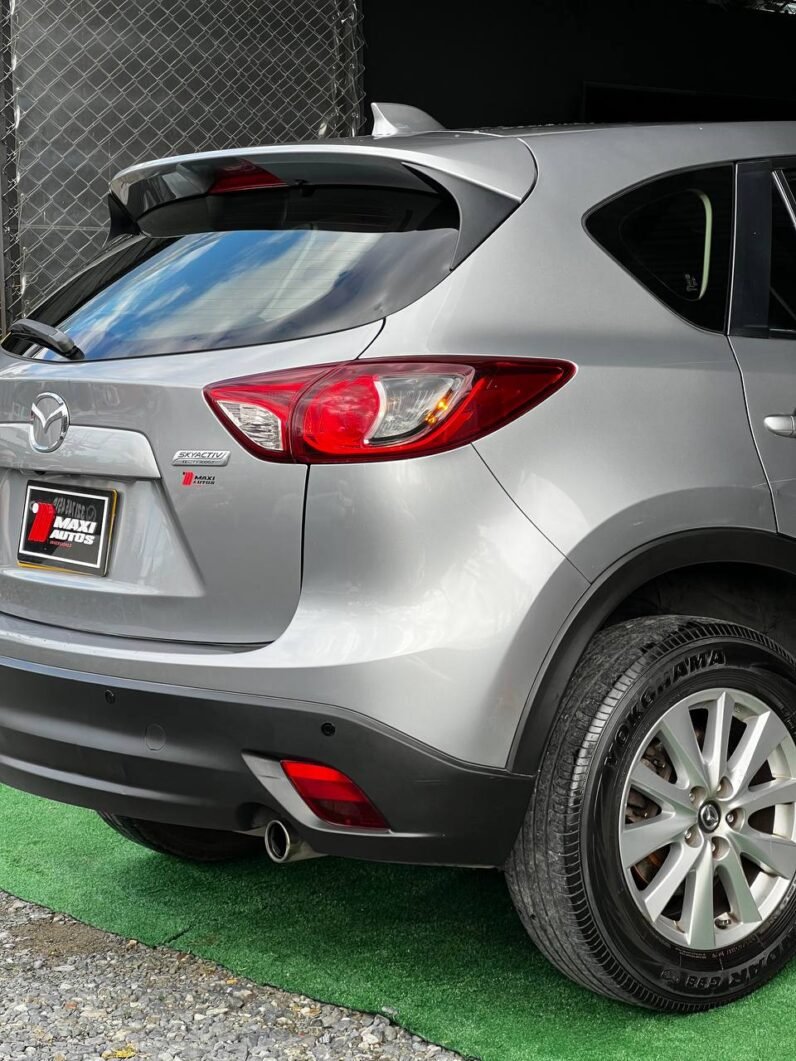 
								MAZDA CX-5 TOURING 2.0L 4×2 full									