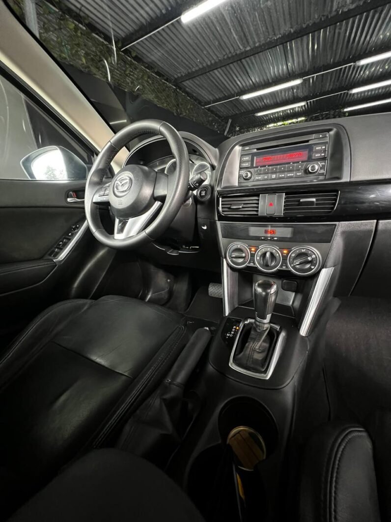 
								MAZDA CX-5 TOURING 2.0L 4×2 full									