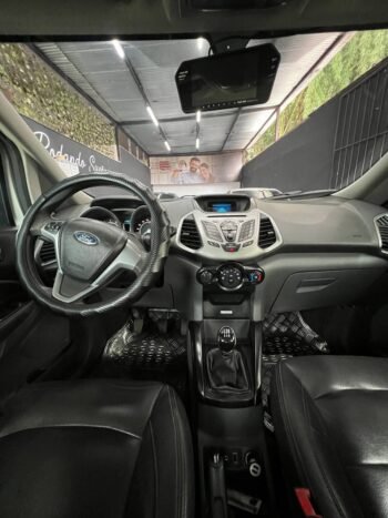 FORD ECOSPORT SE MT 2.0