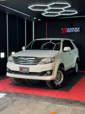 TOYOTA FORTUNER 2.7 AT 4×2 URBANA