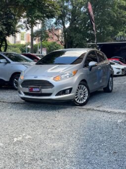 FORD FIESTA TITANIUM AT 1.6