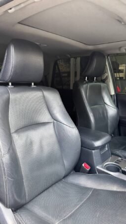 
										TOYOTA 4 RUNNER LIMITED 4*4 GASOLINA 4.0L AT full									