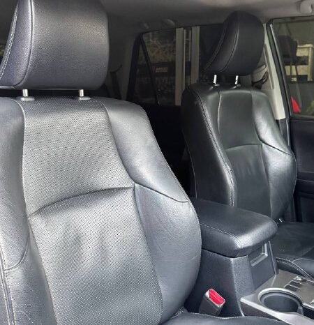 
								TOYOTA 4 RUNNER LIMITED 4*4 GASOLINA 4.0L AT full									