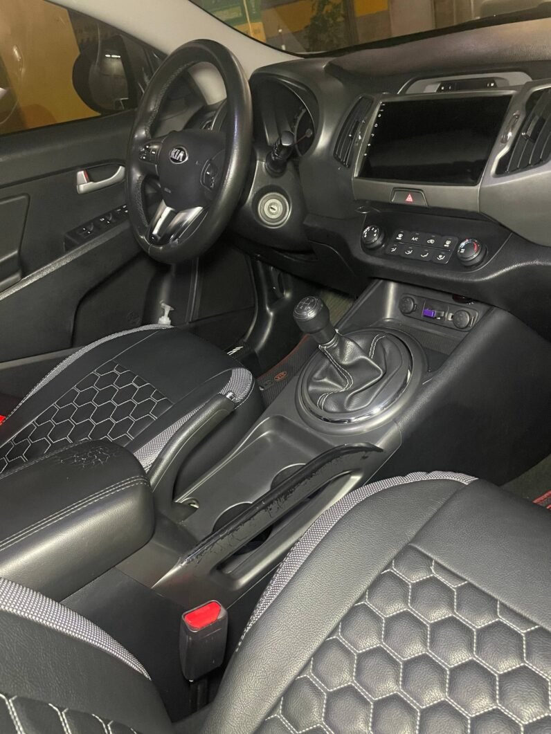 
								KIA NEW SPORTAGE LX MT 2.0L GASOLINA 4X2 full									