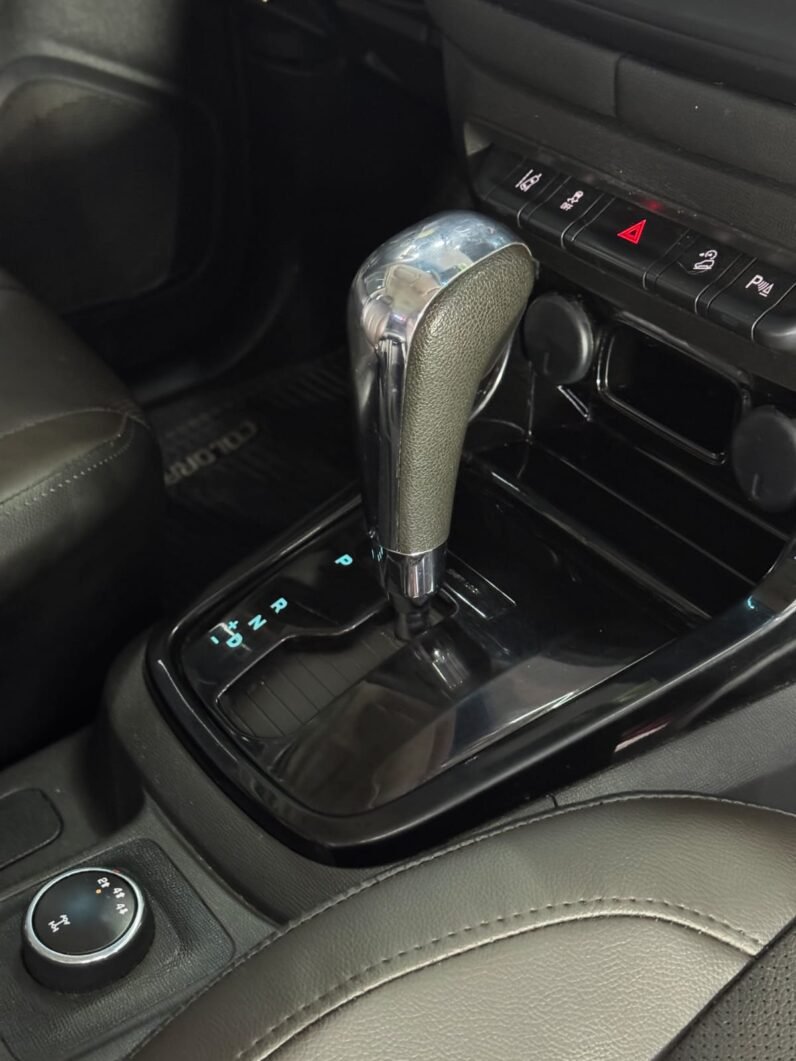 
								CHEVROLET COLORADO HIGH COUNTRY 2.8 AT 4X4 full									