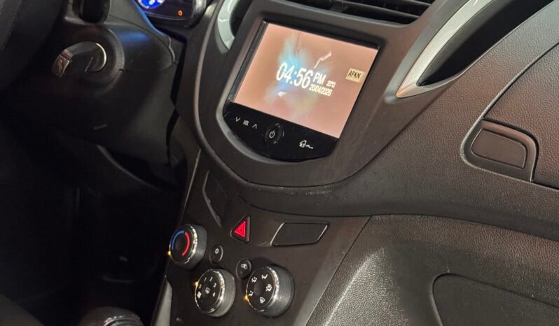 
								CHEVROLET TRACKER LS AT 1.8 4X2 full									