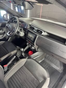 
										RENAULT DUSTER ICONIC MT 1.3T 4X4 full									