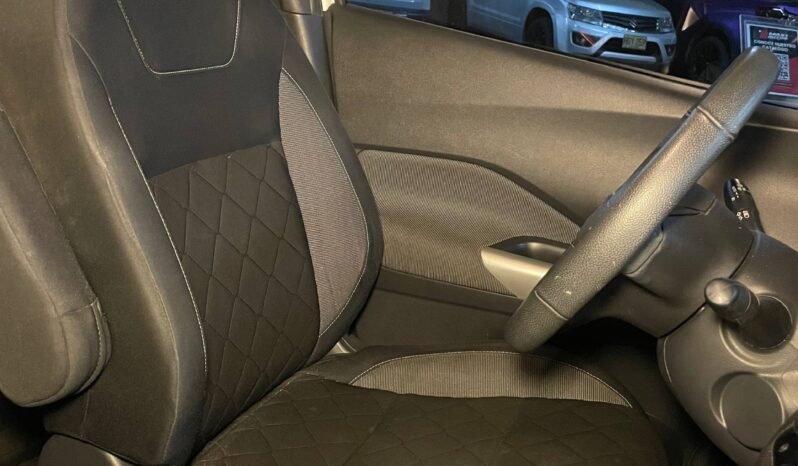 
								NISSAN KICKS ADVANCE 1.6L AT full									