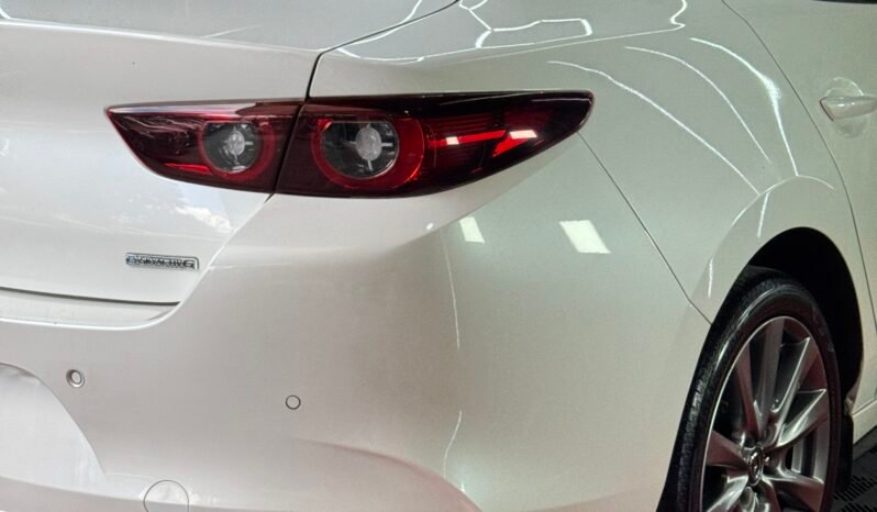 
								MAZDA 3 GRAND TOURING 2.0 AT full									