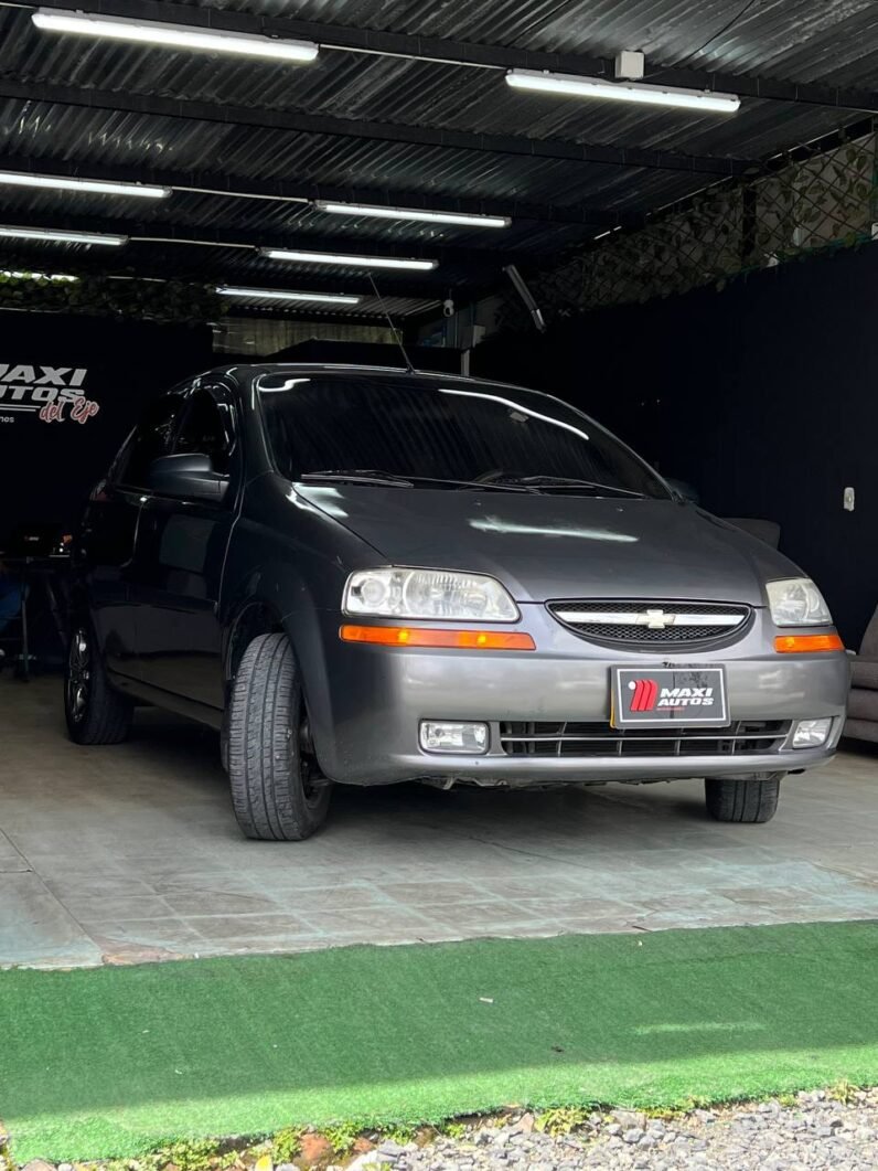
								CHEVROLET AVEO FAMILY 1.5 MT AA SD full									