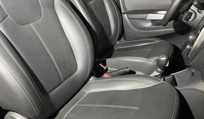 
								RENAULT captur Intens Bose at 2.0 full									