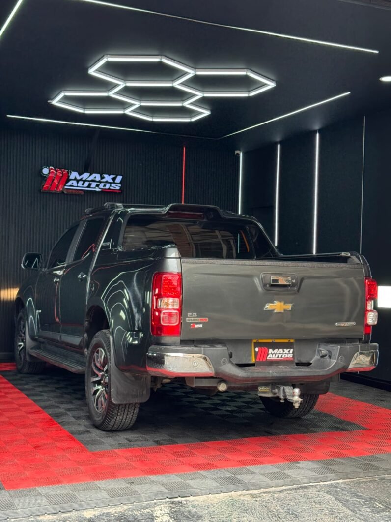 
								CHEVROLET COLORADO HIGH COUNTRY 2.8 AT 4X4 full									