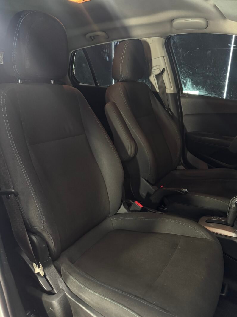 
								CHEVROLET TRACKER LS AT 1.8 4X2 full									