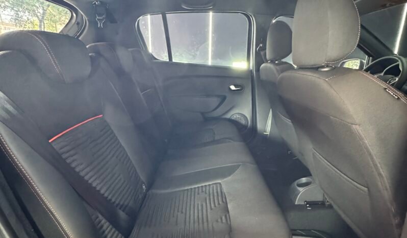 
								RENAULT STEPWAY INTENS AUT CVT 1.6 full									