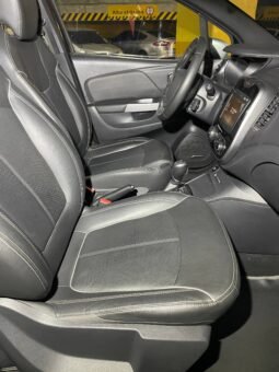 
										RENAULT captur Intens Bose at 2.0 full									