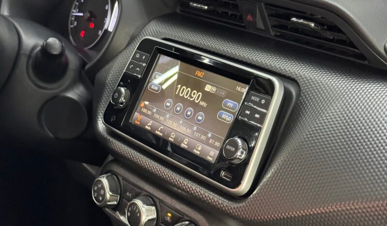 
								NISSAN KICKS ADVANCE MT 1.6L 4X2 full									