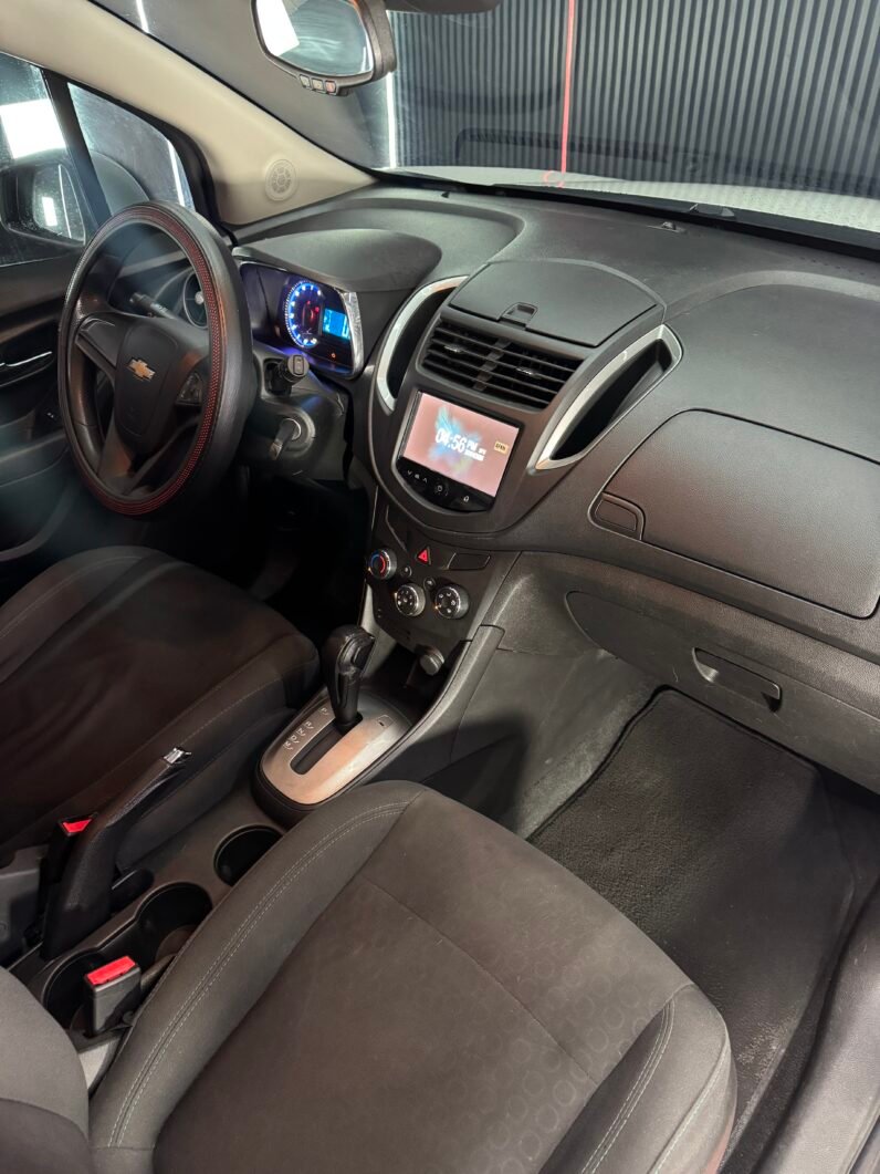 
								CHEVROLET TRACKER LS AT 1.8 4X2 full									