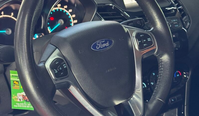 
								FORD FIESTA TITANIUM 1.600 CC MECANICO full									