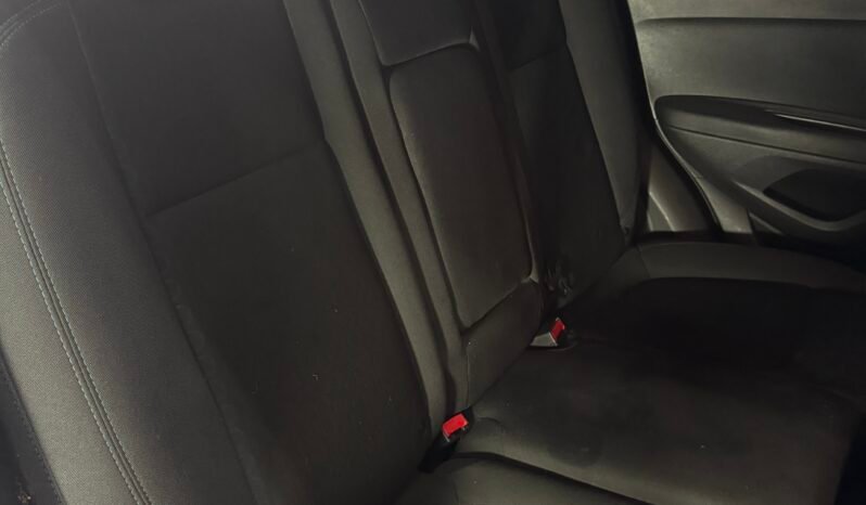 
								CHEVROLET TRACKER LS AT 1.8 4X2 full									