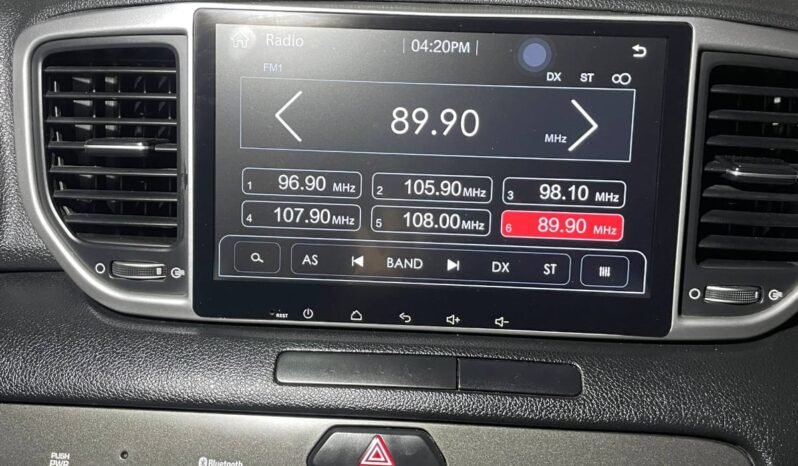 
								KIA SPORTAGE DESIRE 2.0 AT 4X2 full									