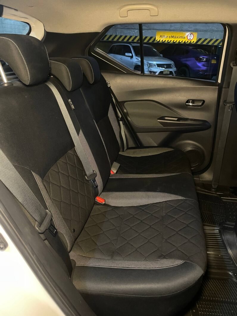 
								NISSAN KICKS ADVANCE 1.6L AT full									