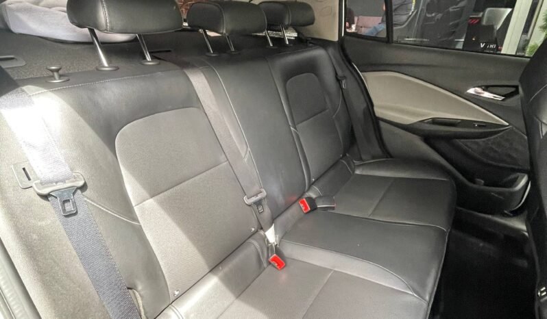 
								CHEVROLET ONIX PREMIER TURBO 1.0L SEDAN full									