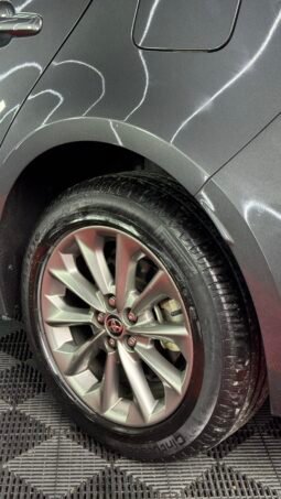 
										TOYOTA COROLLA XEI AT 1.8 HIBRIDO full									