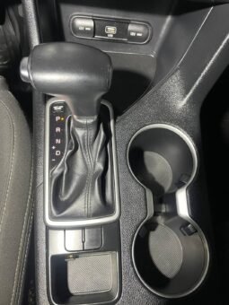 
										KIA SPORTAGE DESIRE 2.0 AT 4X2 full									