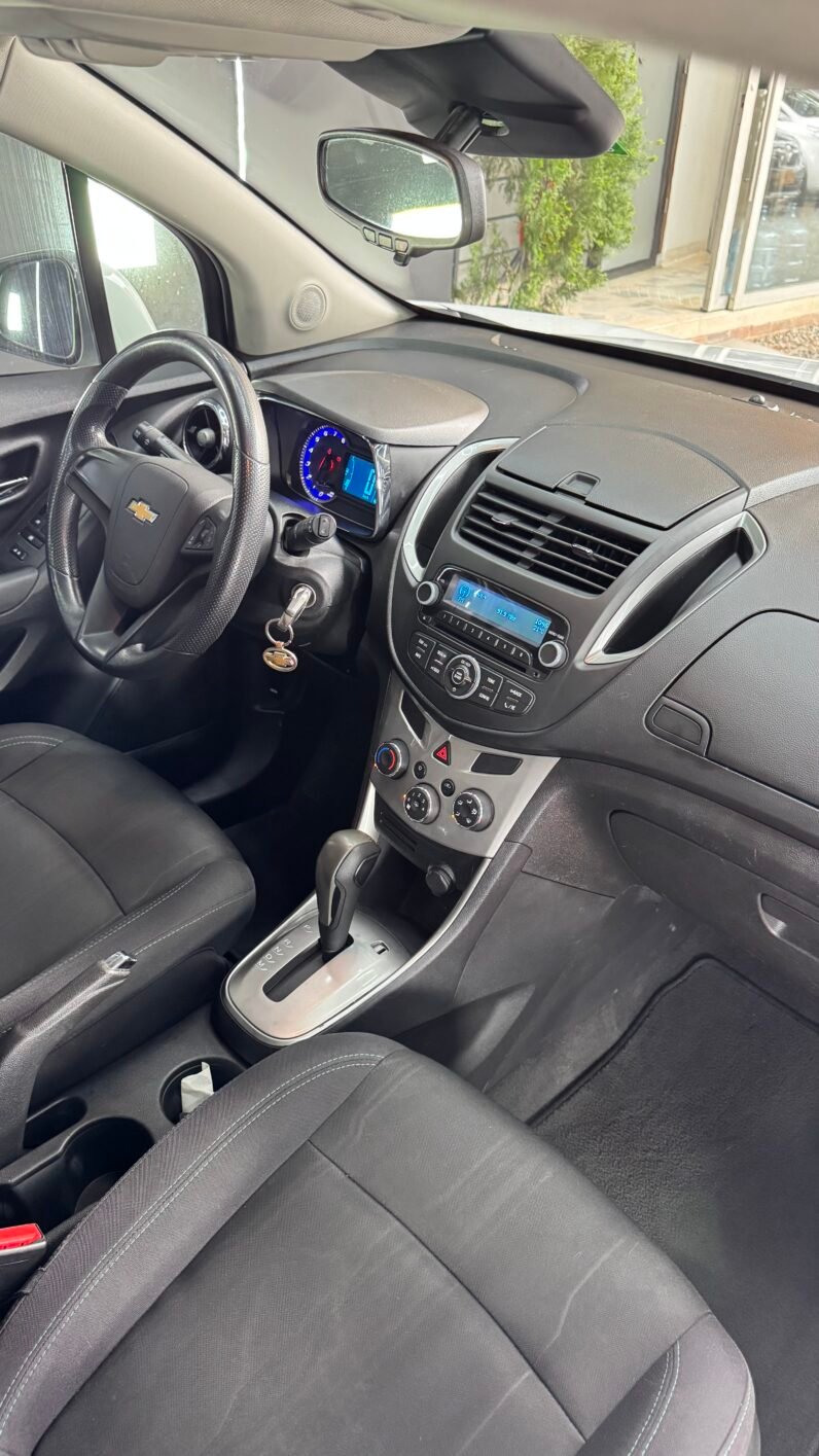 
								CHEVROLET TRACKER LT AT 1.8 full									