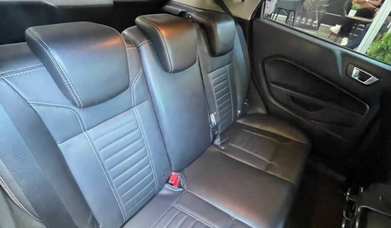 
								FORD FIESTA TITANIUM AT 1.6 full									