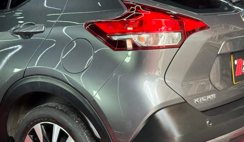 
								NISSAN KICKS ADVANCE MT 1.6L 4X2 full									