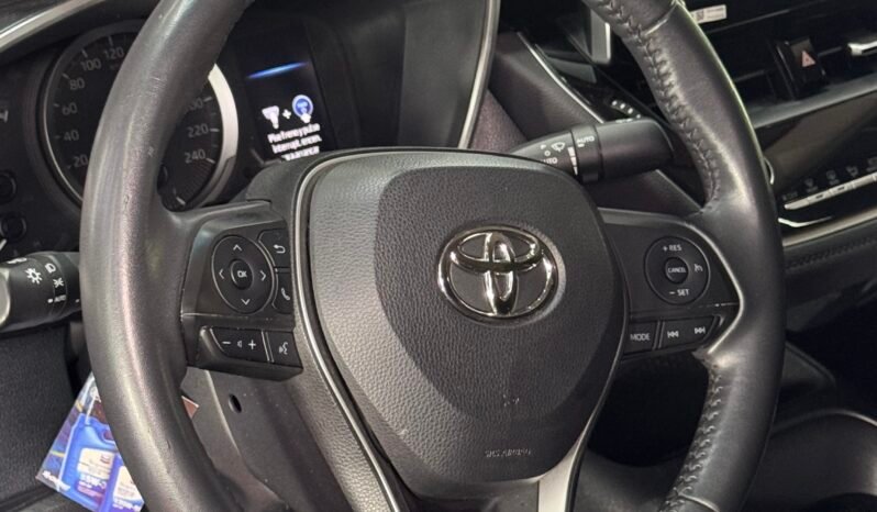 
								TOYOTA COROLLA XEI AT 1.8 HIBRIDO full									