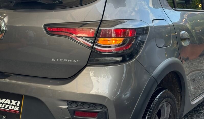 
								RENAULT STEPWAY ZEN 1.6 MT full									