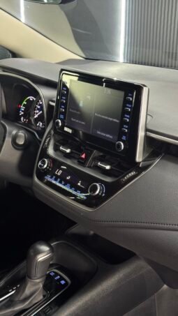 
										TOYOTA COROLLA XEI AT 1.8 HIBRIDO full									