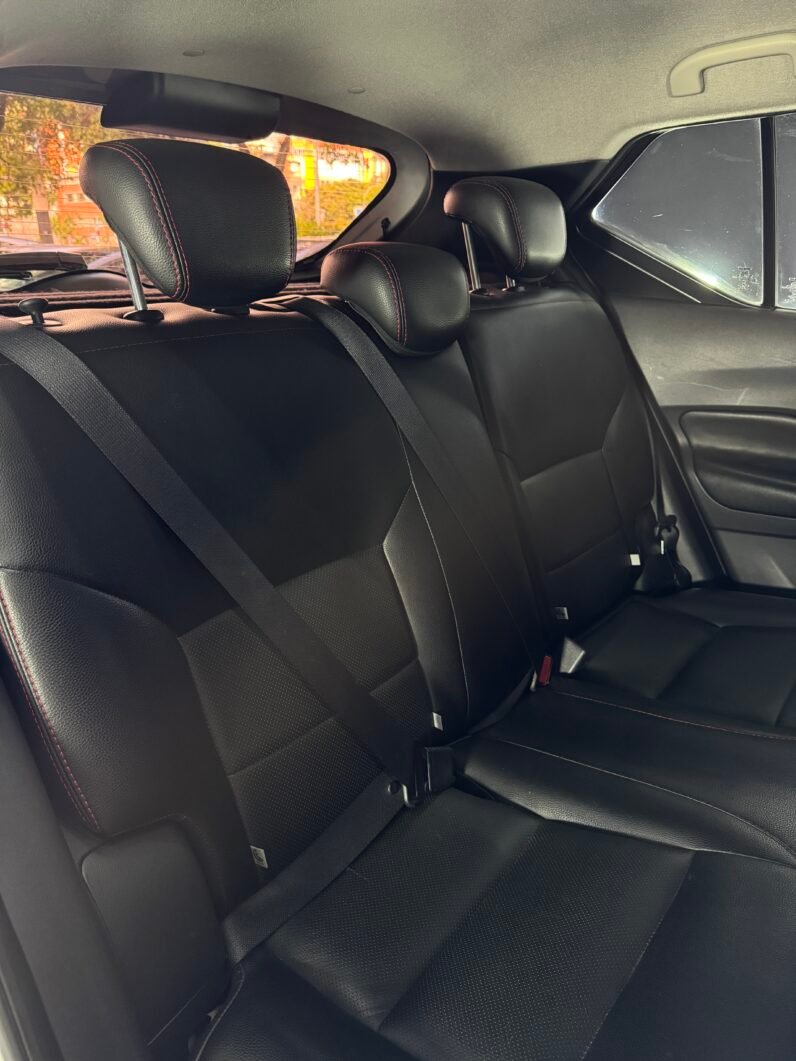 
								NISSAN KICKS ADVANCE MT 1.6L 4X2 full									