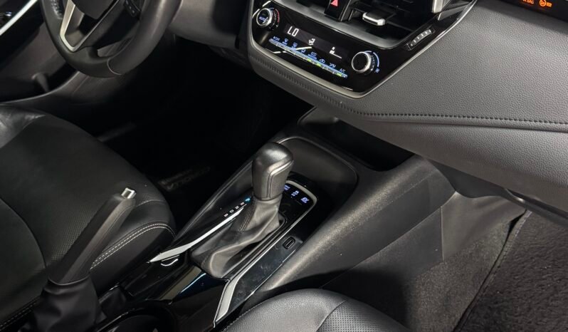 
								TOYOTA COROLLA XEI AT 1.8 HIBRIDO full									