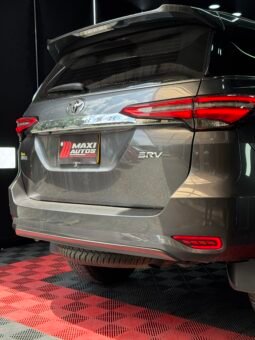 
										TOYOTA FORTUNER SR-V 2.4 AT DIESEL 4X2 full									