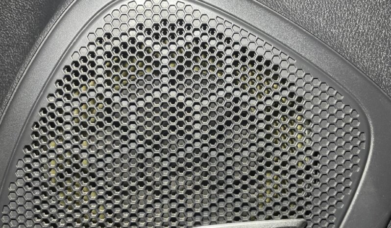 
								RENAULT captur Intens Bose at 2.0 full									