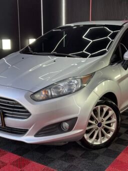 
										FORD FIESTA TITANIUM 1.600 CC MECANICO full									
