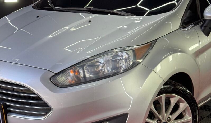 
								FORD FIESTA TITANIUM 1.600 CC MECANICO full									